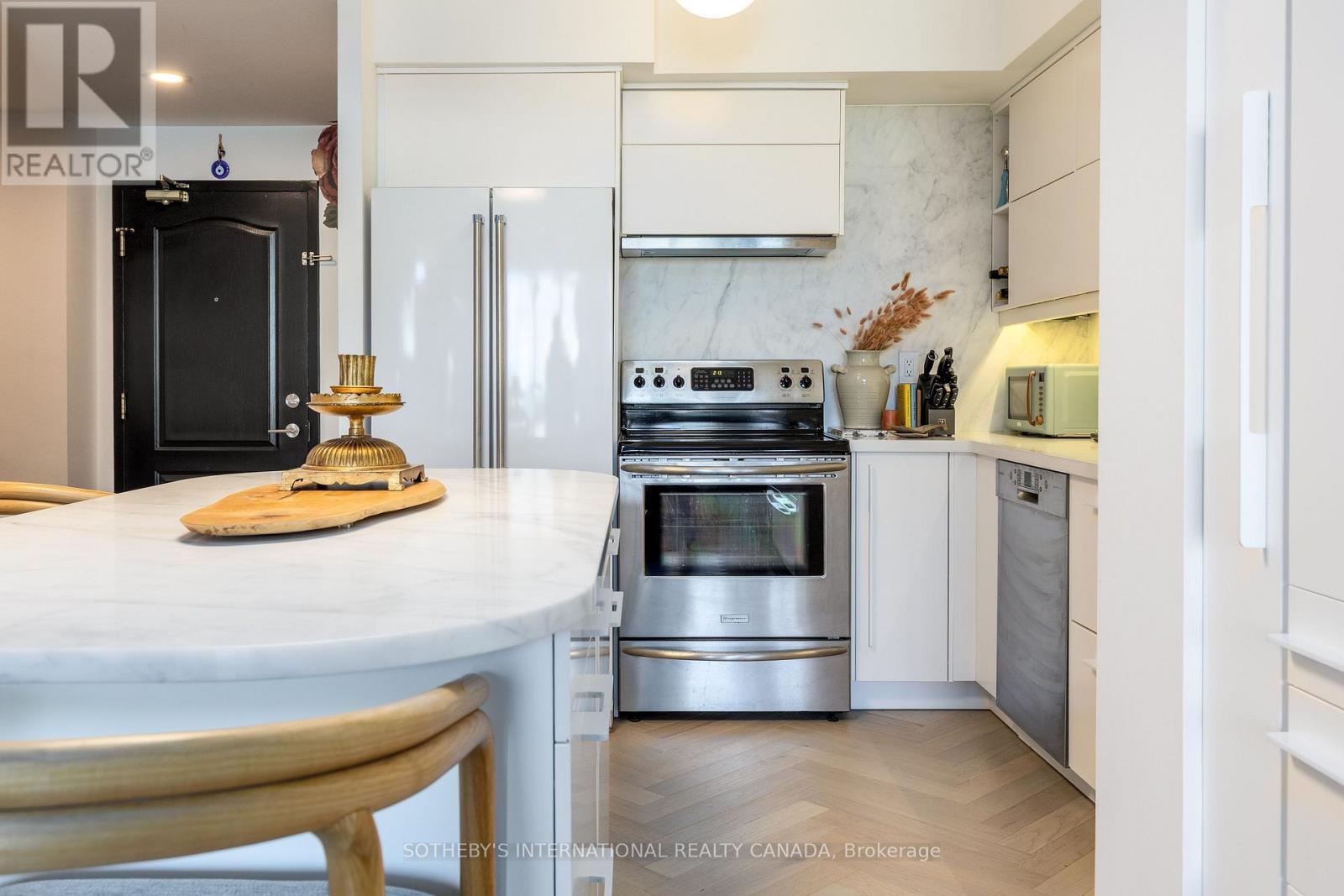 801 - 20 Collier Street, Toronto, Ontario  M4W 3Y4 - Photo 6 - C12447957