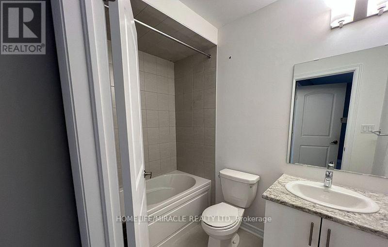 1101 Lockie Drive, Oshawa, Ontario  L1L 0R9 - Photo 5 - E12447927