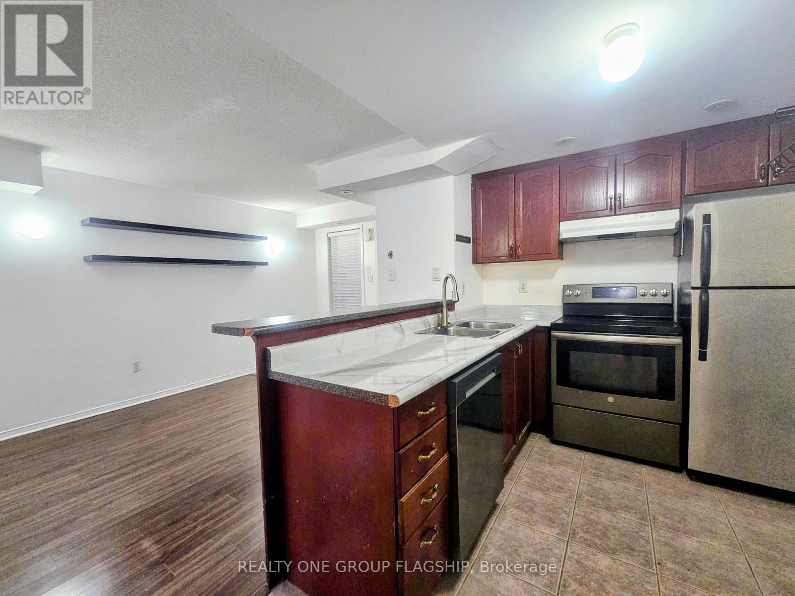 7 - 42 Pinery Trail, Toronto, Ontario  M1B 6H9 - Photo 5 - E12447951