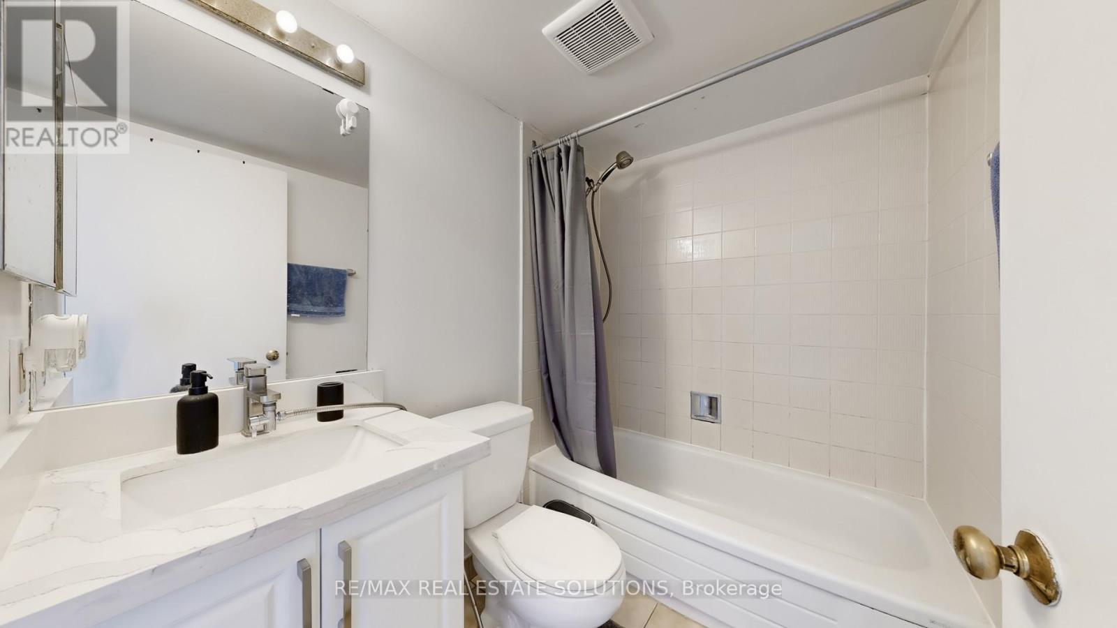 1611 - 330 Alton Towers Circle, Toronto, Ontario  M1V 5H3 - Photo 13 - E12447954