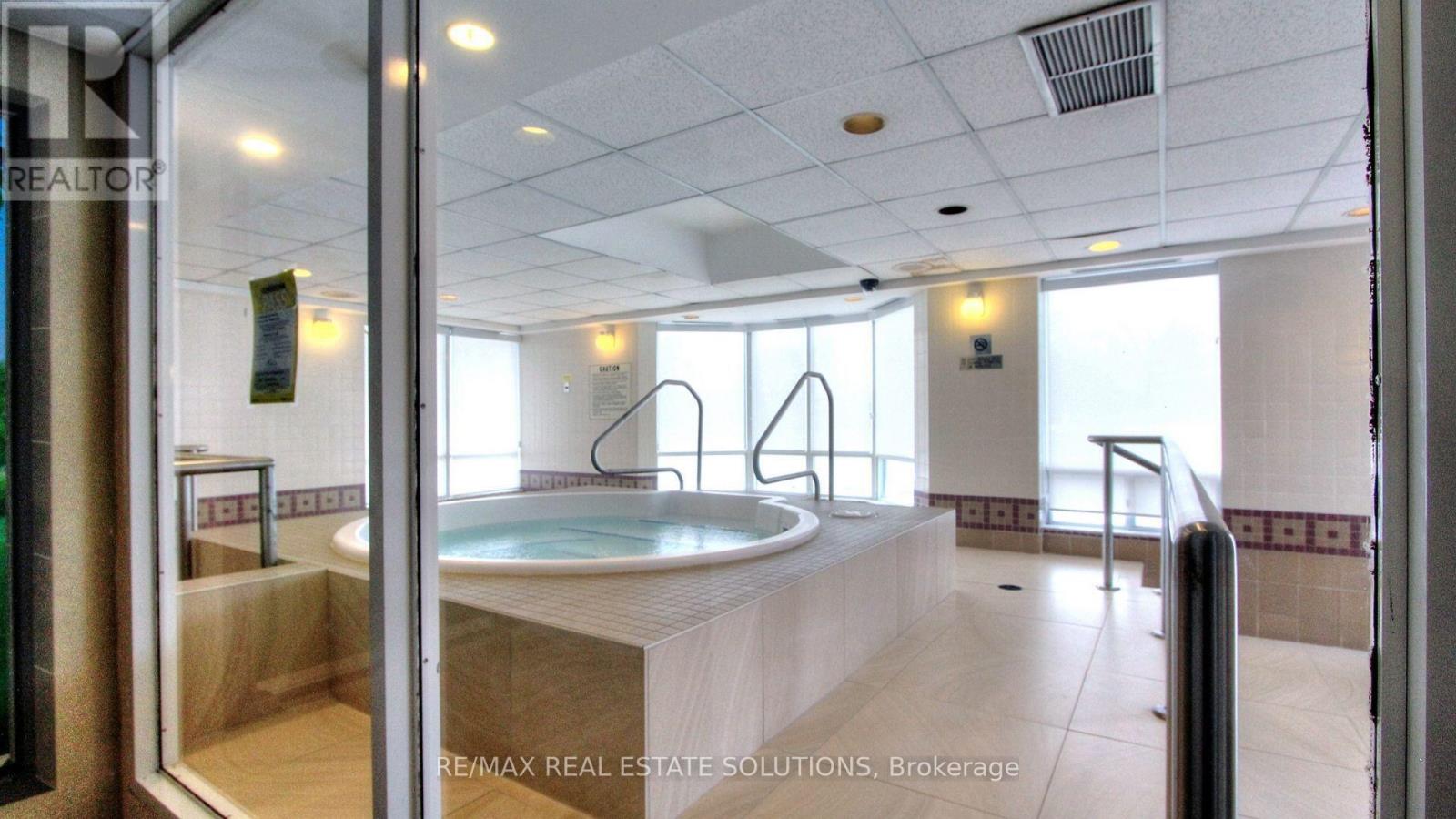 1611 - 330 Alton Towers Circle, Toronto, Ontario  M1V 5H3 - Photo 25 - E12447954