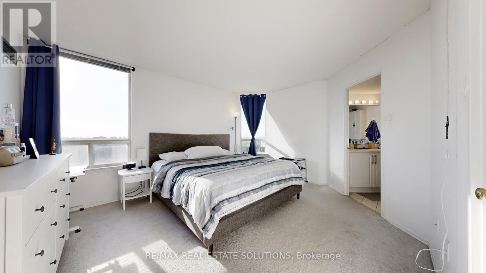 1611 - 330 Alton Towers Circle, Toronto, Ontario  M1V 5H3 - Photo 8 - E12447954
