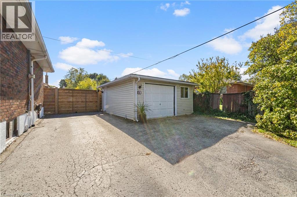 131 Sanatorium Road, Hamilton, Ontario  L9C 1Y9 - Photo 27 - 40776637