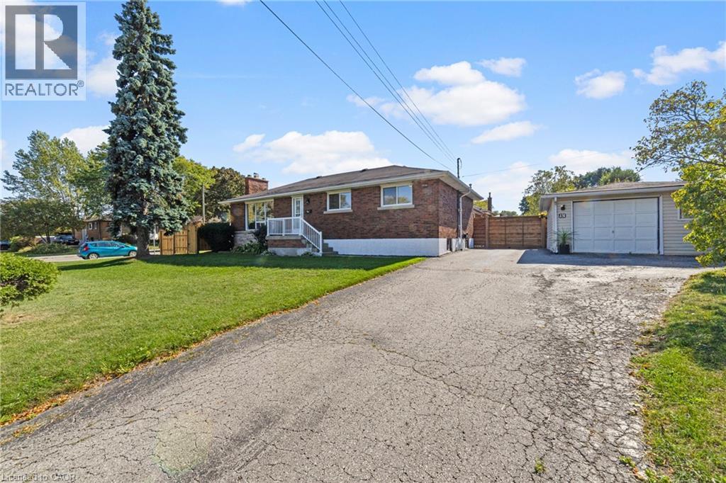 131 Sanatorium Road, Hamilton, Ontario  L9C 1Y9 - Photo 3 - 40776637