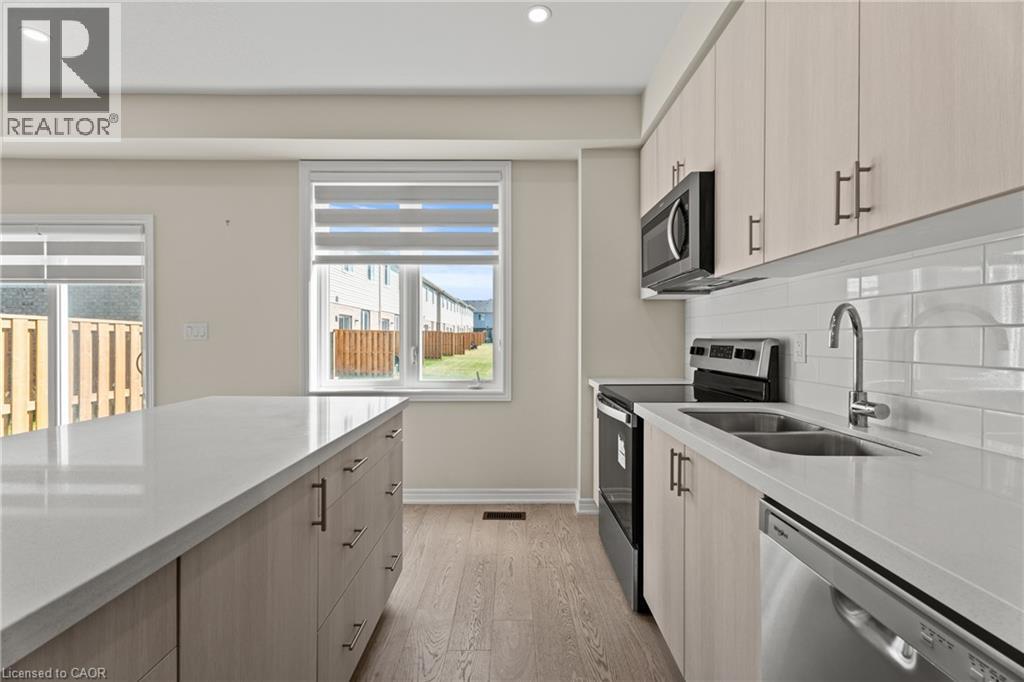 8 Linden Park Lane, Hamilton, Ontario  L9A 1Y1 - Photo 6 - 40776515