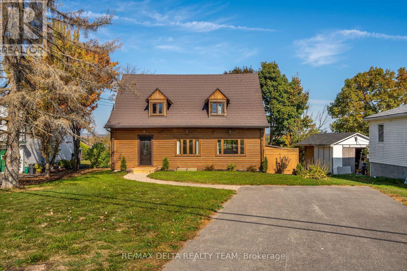 3663 Principale Street, Alfred And Plantagenet, Ontario  K0A 3K0 - Photo 2 - X12211514
