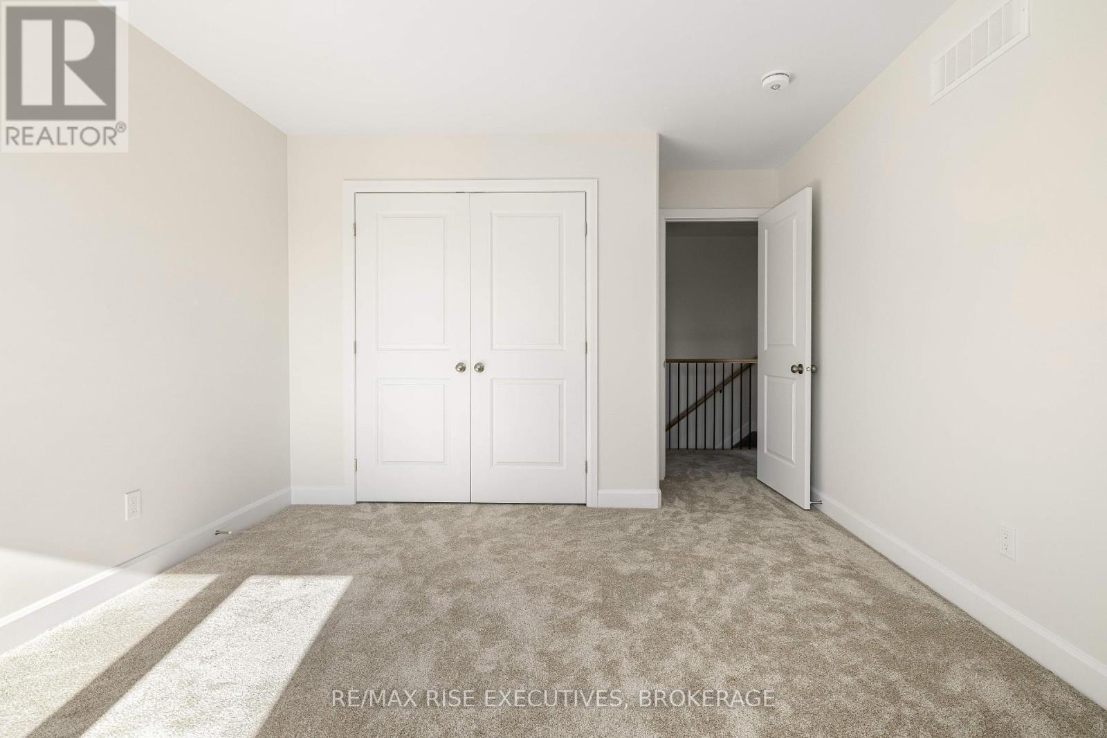 32 Erie Court, Loyalist, Ontario  K7N 0E3 - Photo 20 - X12447985