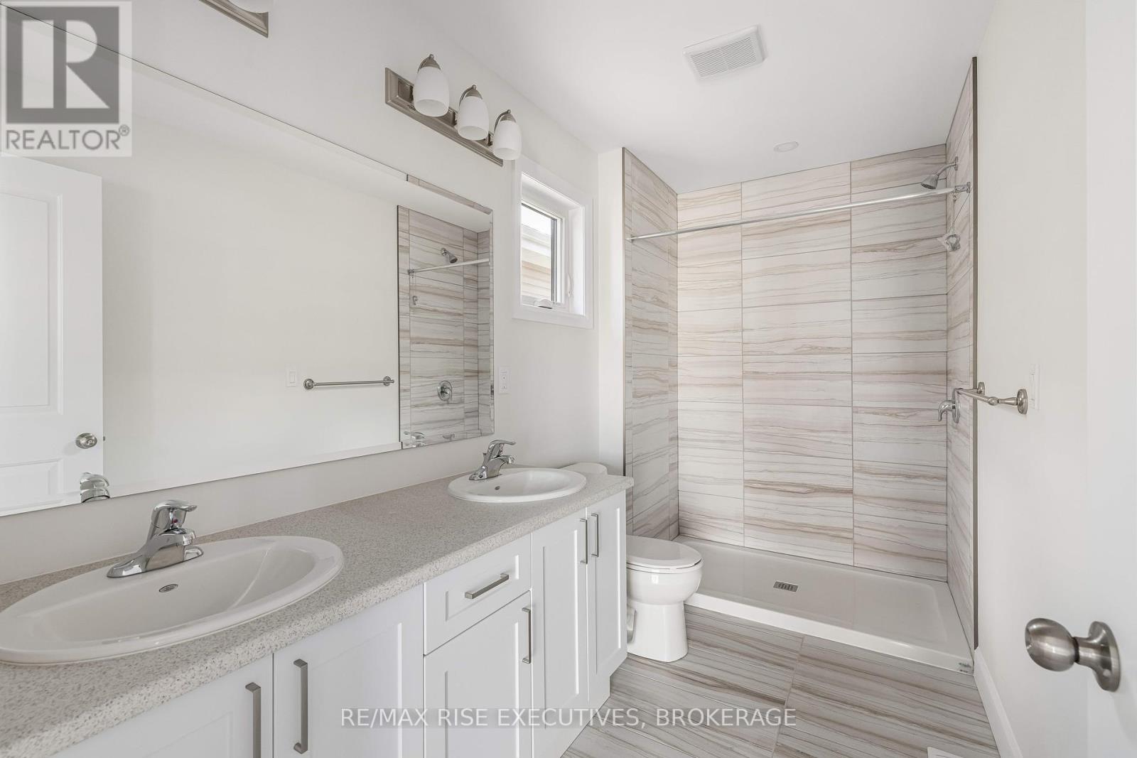 32 Erie Court, Loyalist, Ontario  K7N 0E3 - Photo 27 - X12447985