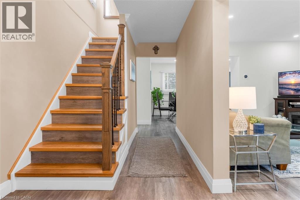 58 Nordale Crescent, Stoney Creek, Ontario  L8J 1H1 - Photo 4 - 40776754