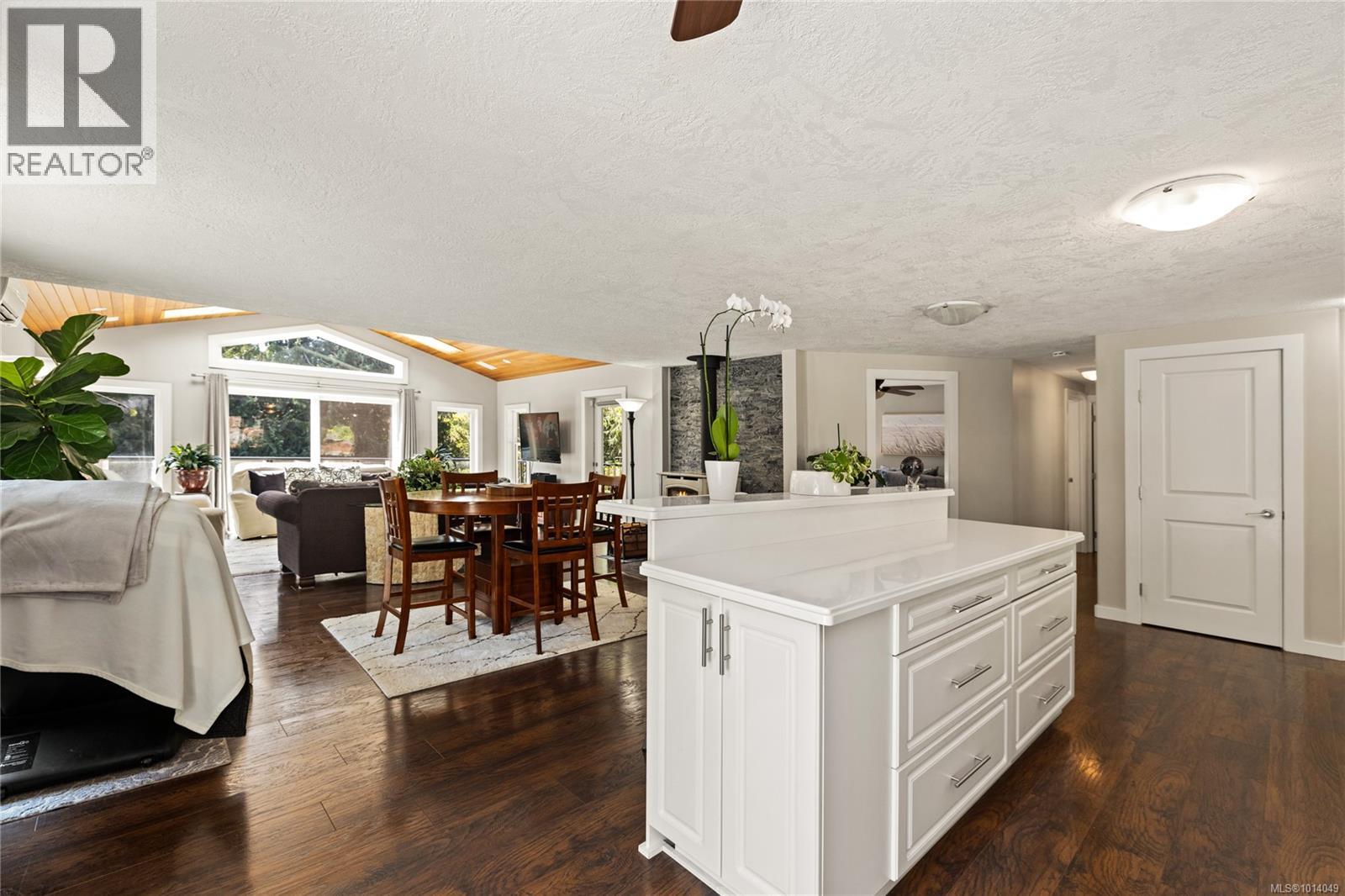 3061 Renfrew Rd, Shawnigan Lake, British Columbia  V8H 2E4 - Photo 12 - 1014049