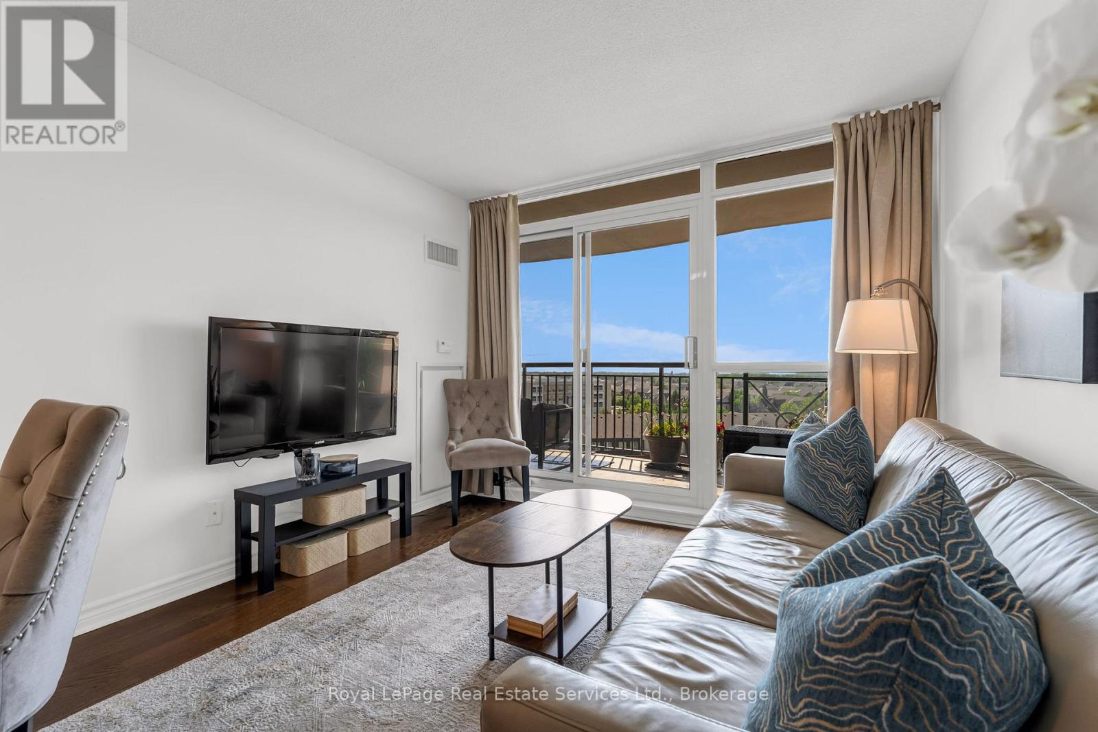 801 - 2391 Central Park Drive, Oakville, Ontario  L6H 0E4 - Photo 14 - W12244764
