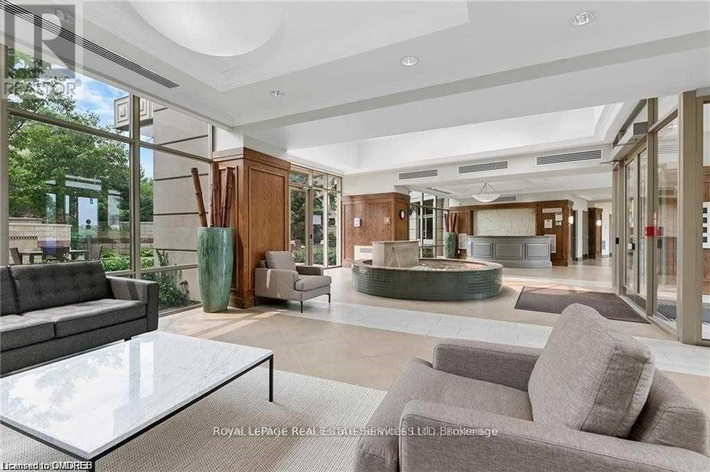 801 - 2391 Central Park Drive, Oakville, Ontario  L6H 0E4 - Photo 2 - W12244764