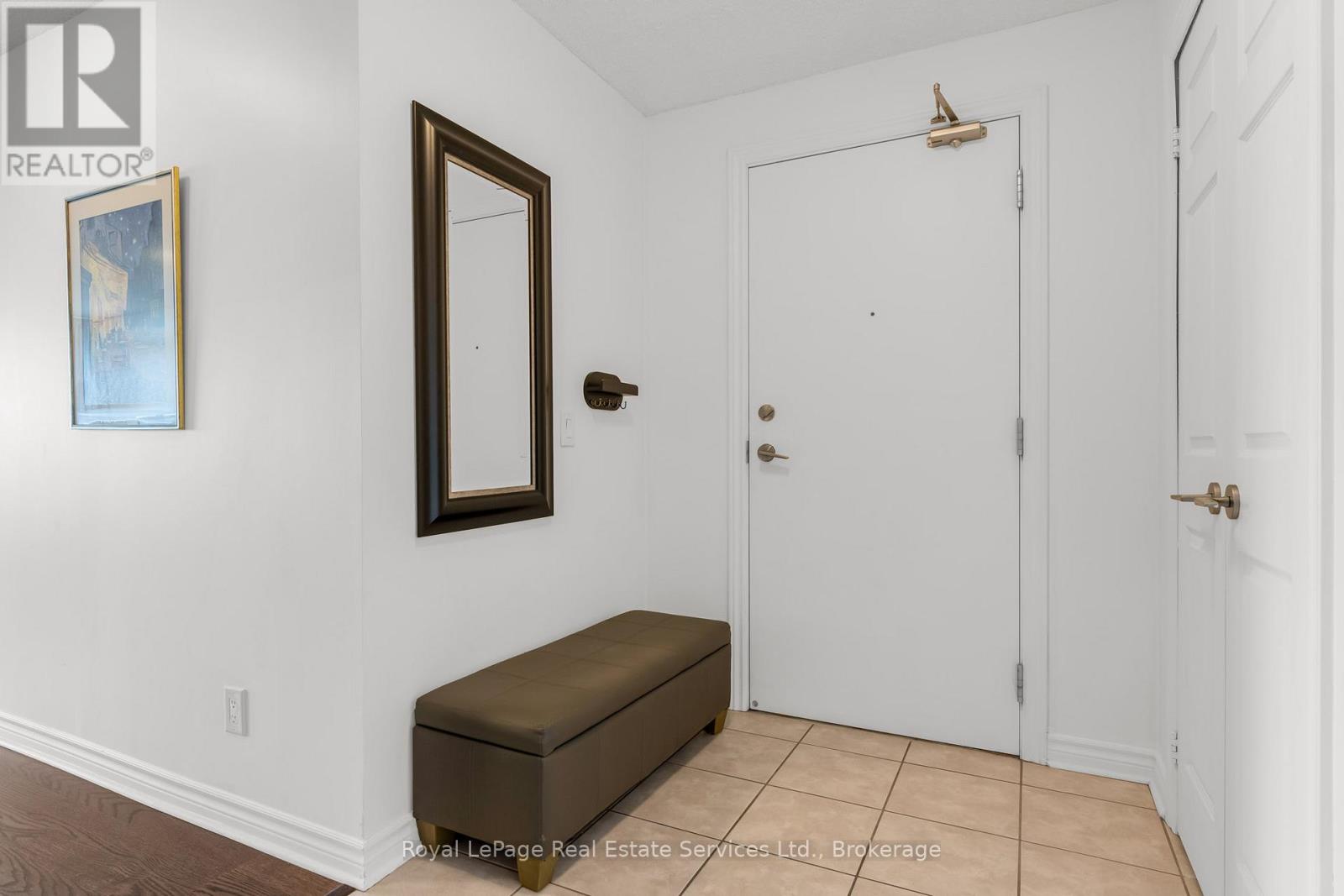 801 - 2391 Central Park Drive, Oakville, Ontario  L6H 0E4 - Photo 4 - W12244764