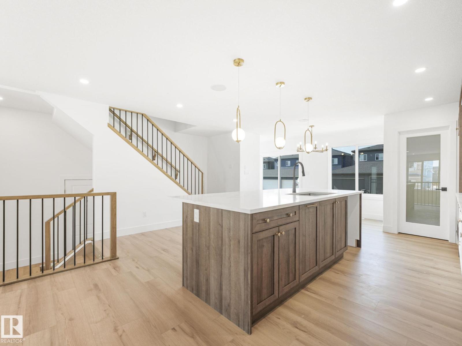 10 Catria Point, Sherwood Park, Alberta  T8H 3A9 - Photo 9 - E4461048