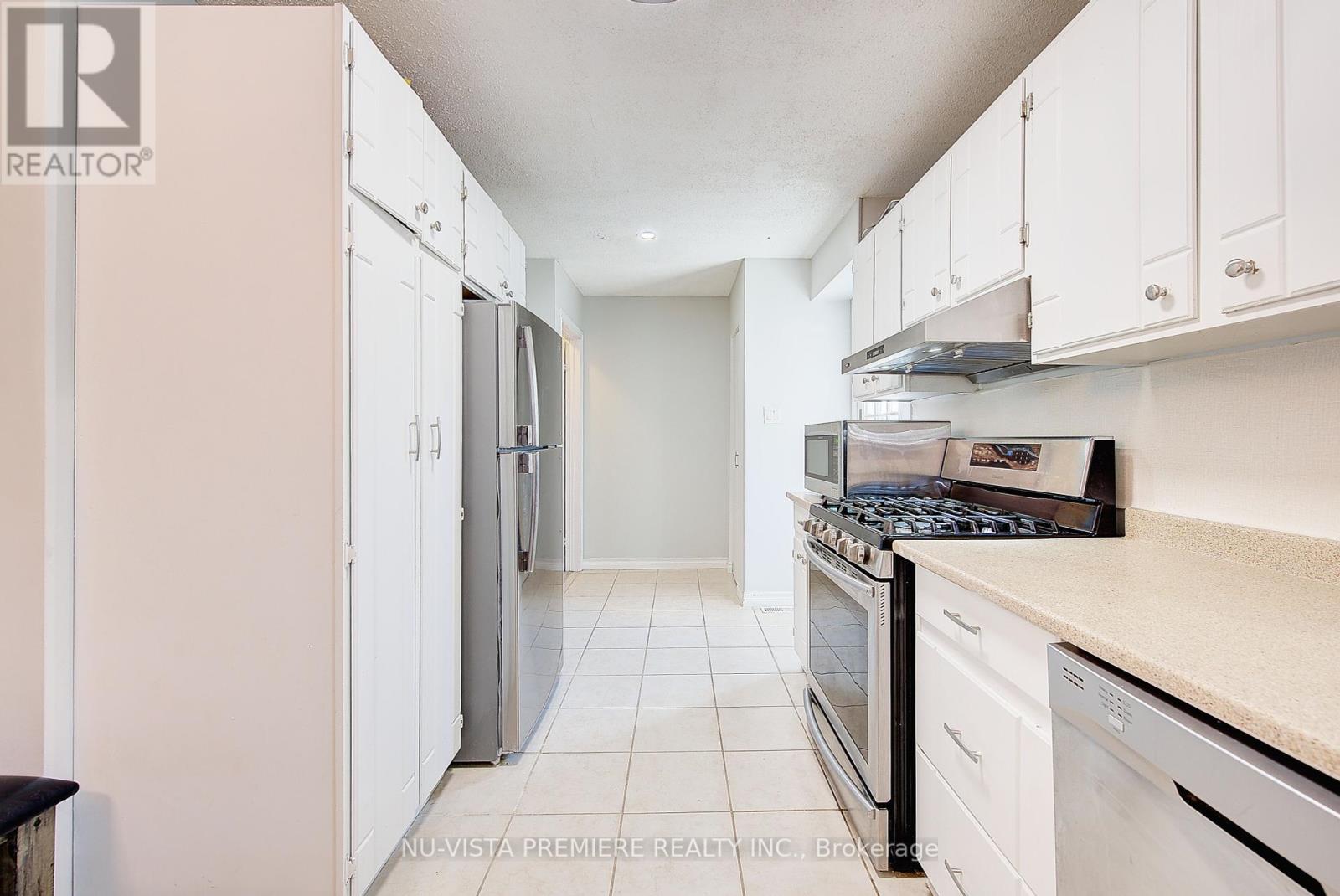 374 Homestead Court, London North, Ontario  N6G 2E9 - Photo 14 - X12448000