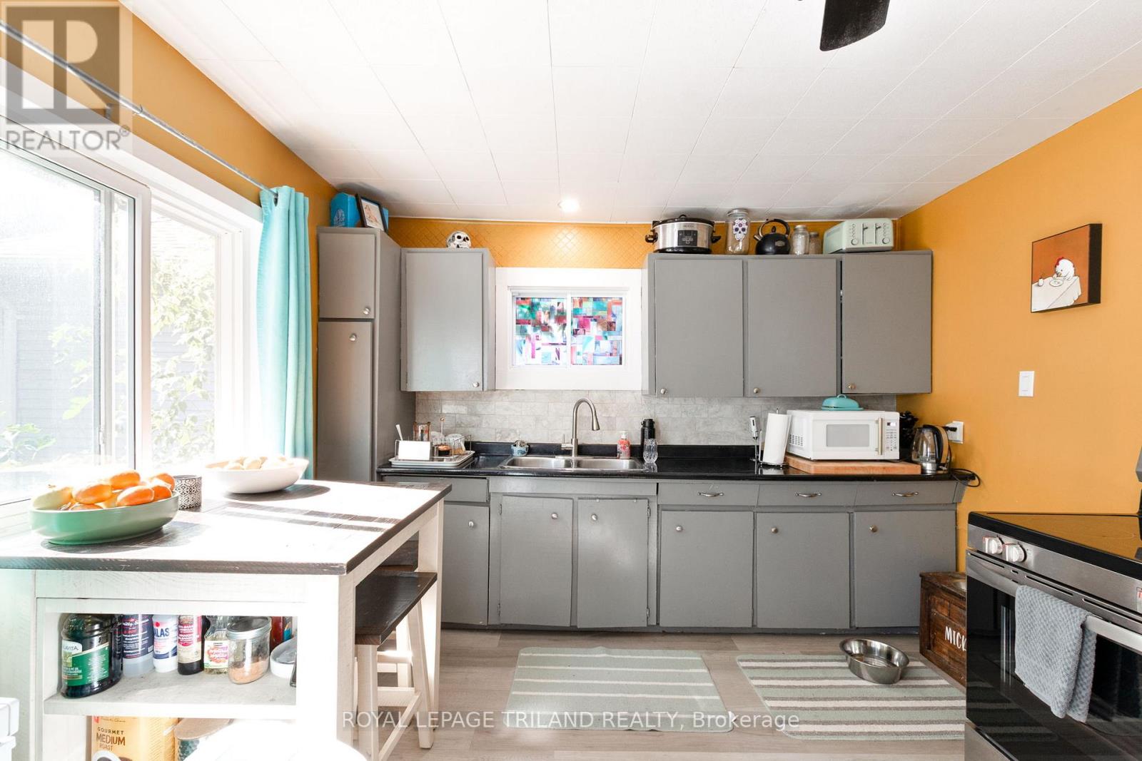 61 Briscoe Street W, London South (South E), Ontario  N6J 1M4 - Photo 18 - X12448064