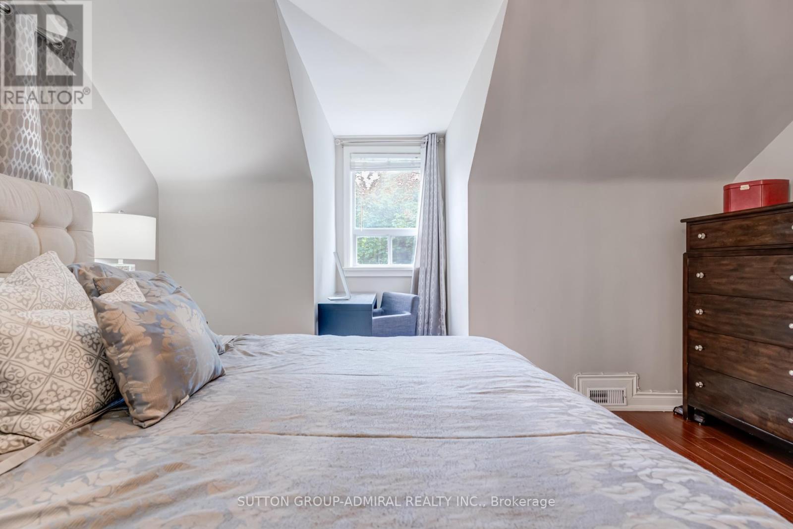 103 Neilson Drive, Toronto, Ontario  M9C 1W1 - Photo 24 - W12441262