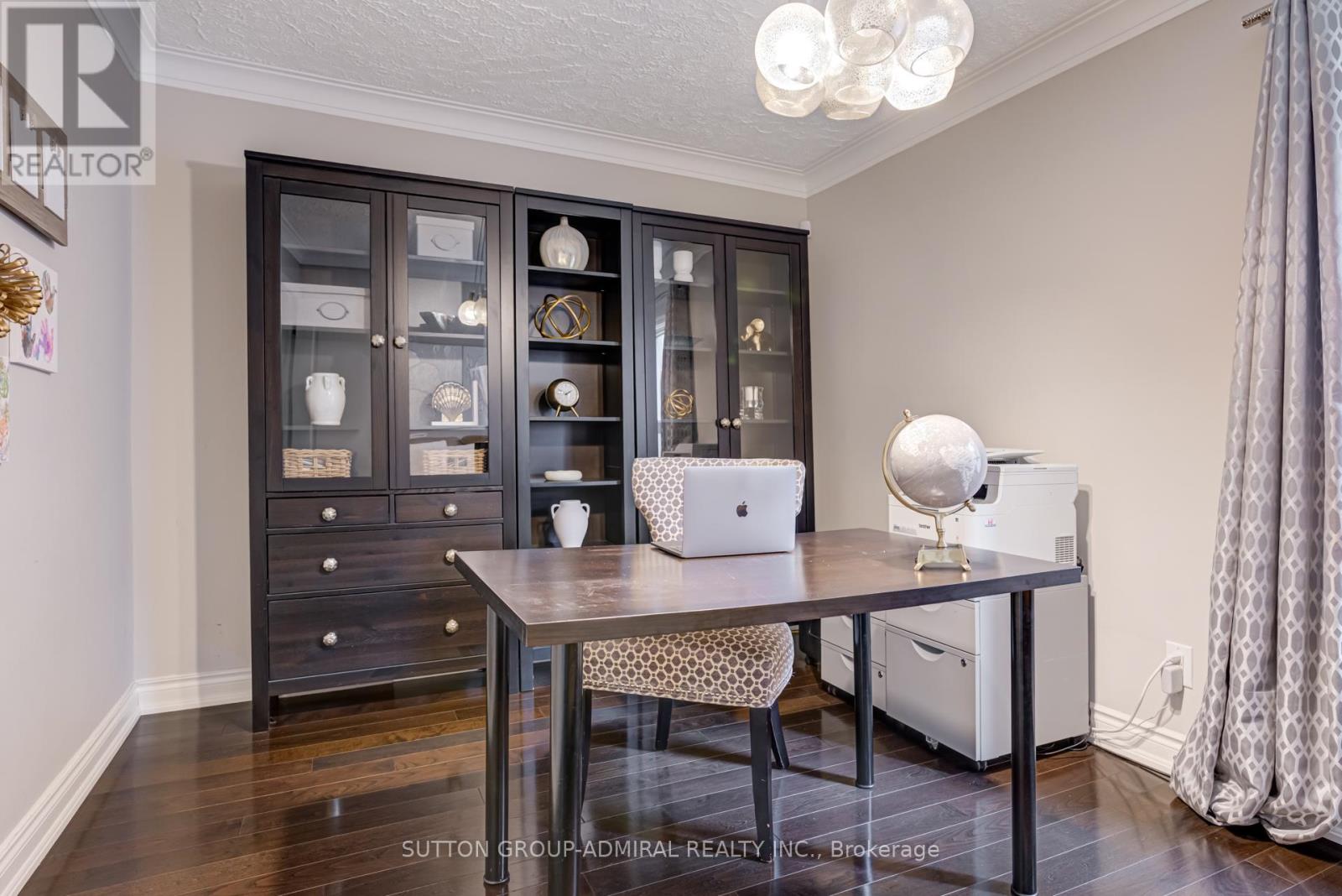 103 Neilson Drive, Toronto, Ontario  M9C 1W1 - Photo 20 - W12441262