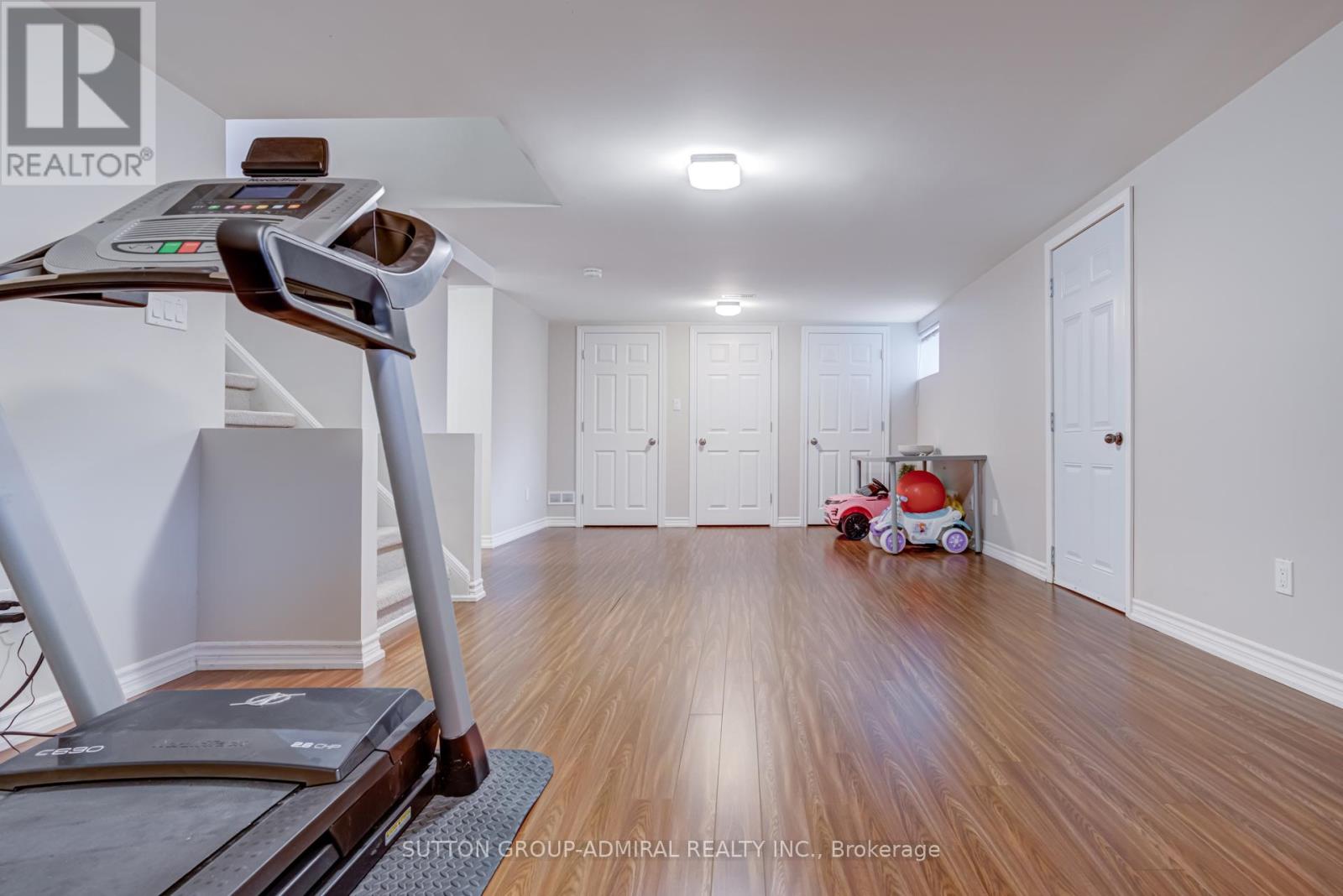 103 Neilson Drive, Toronto, Ontario  M9C 1W1 - Photo 34 - W12441262