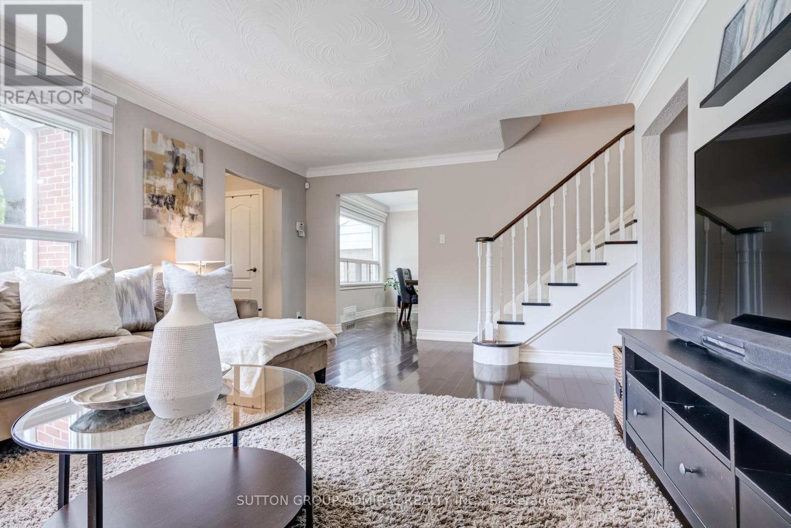 103 Neilson Drive, Toronto, Ontario  M9C 1W1 - Photo 8 - W12441262