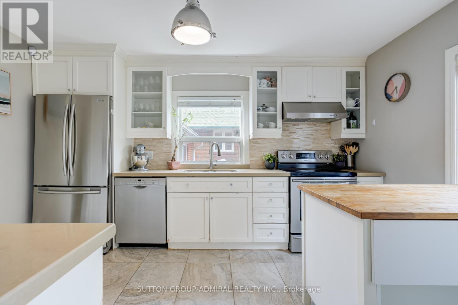 103 Neilson Drive, Toronto, Ontario  M9C 1W1 - Photo 12 - W12441262