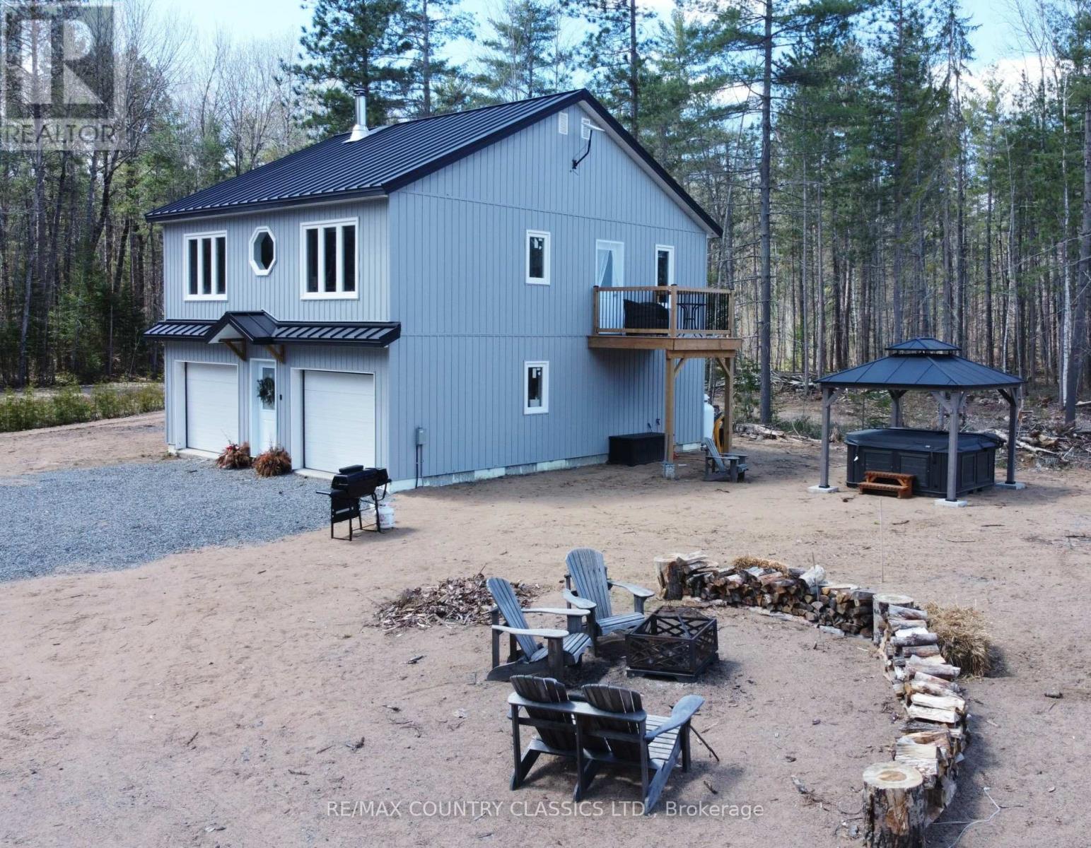 237 GRUNWALD ROAD, Madawaska Valley, Ontario