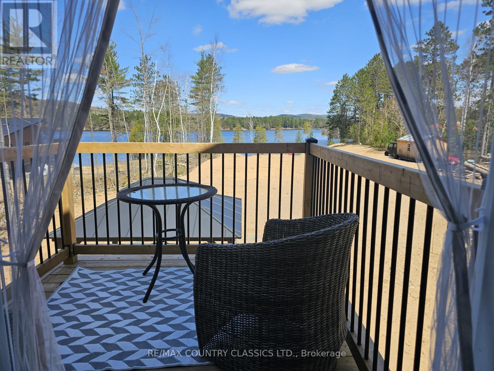 237 Grunwald Road, Madawaska Valley, Ontario  K0J 1B0 - Photo 13 - X12448065