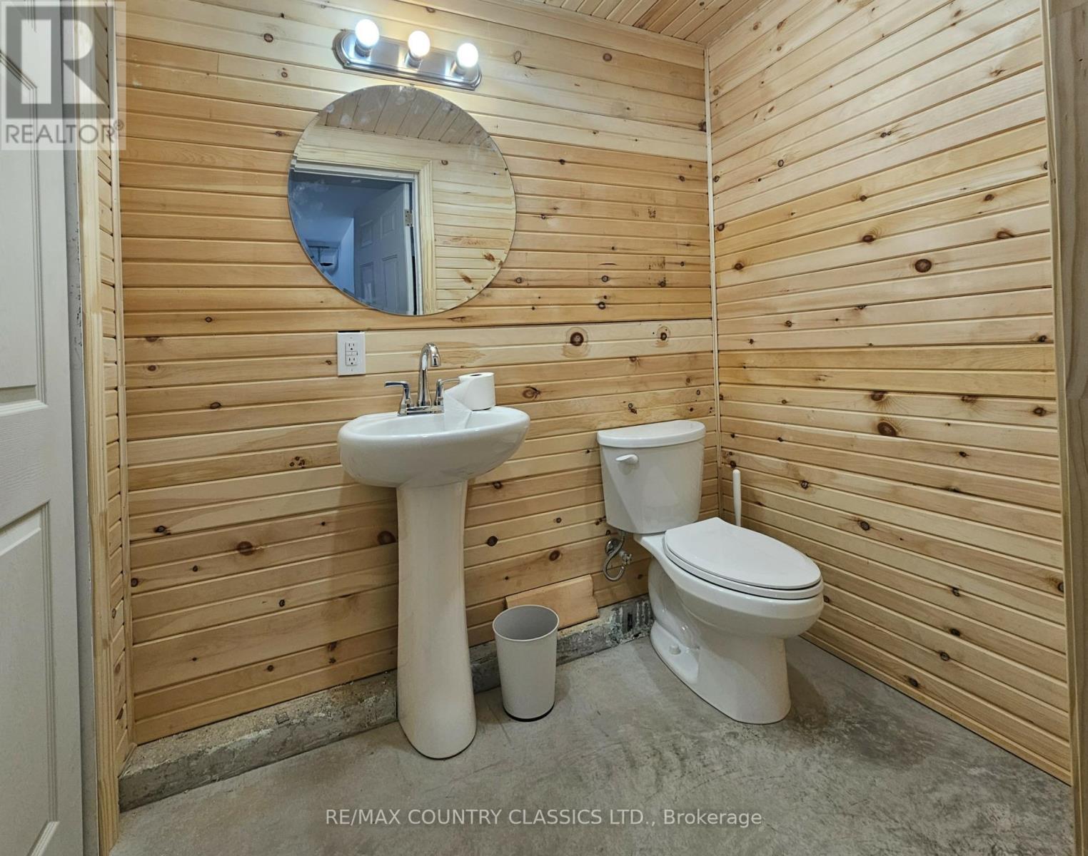 237 Grunwald Road, Madawaska Valley, Ontario  K0J 1B0 - Photo 20 - X12448065