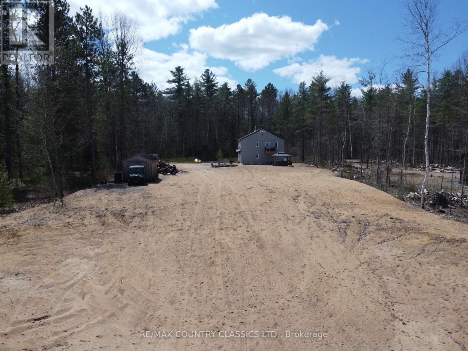 237 Grunwald Road, Madawaska Valley, Ontario  K0J 1B0 - Photo 26 - X12448065