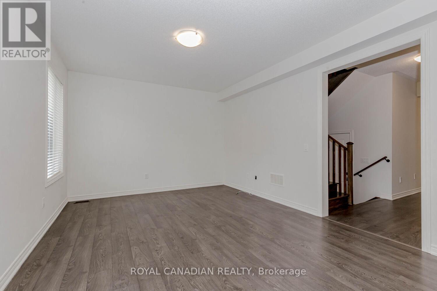 1467 Pratt Heights, Milton, Ontario  L9E 1J3 - Photo 10 - W12447910