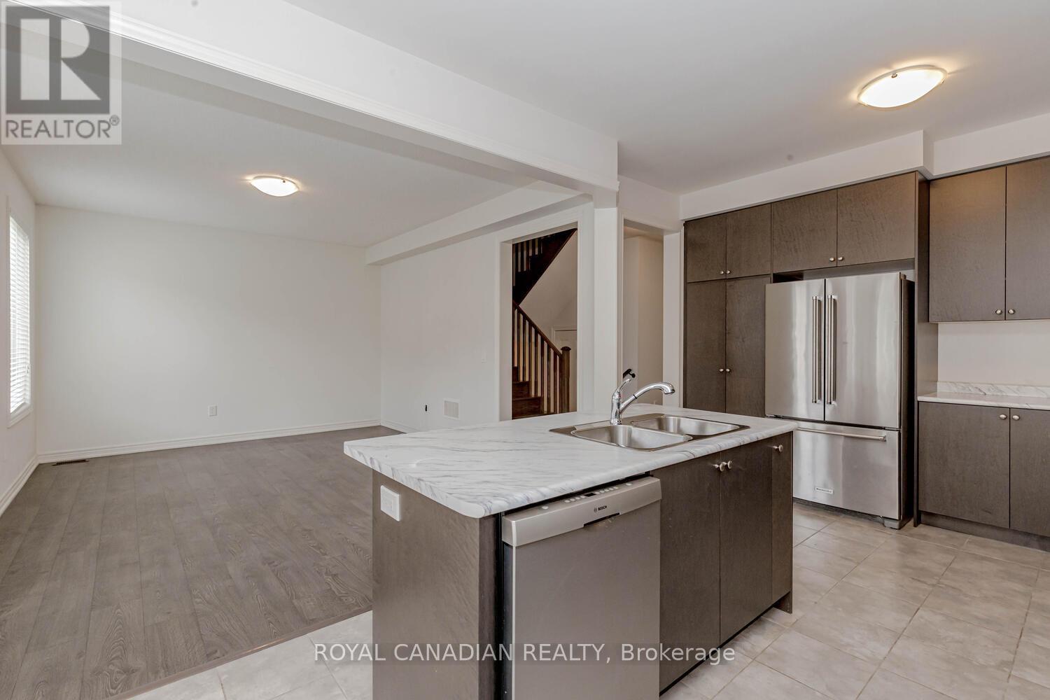 1467 Pratt Heights, Milton, Ontario  L9E 1J3 - Photo 17 - W12447910