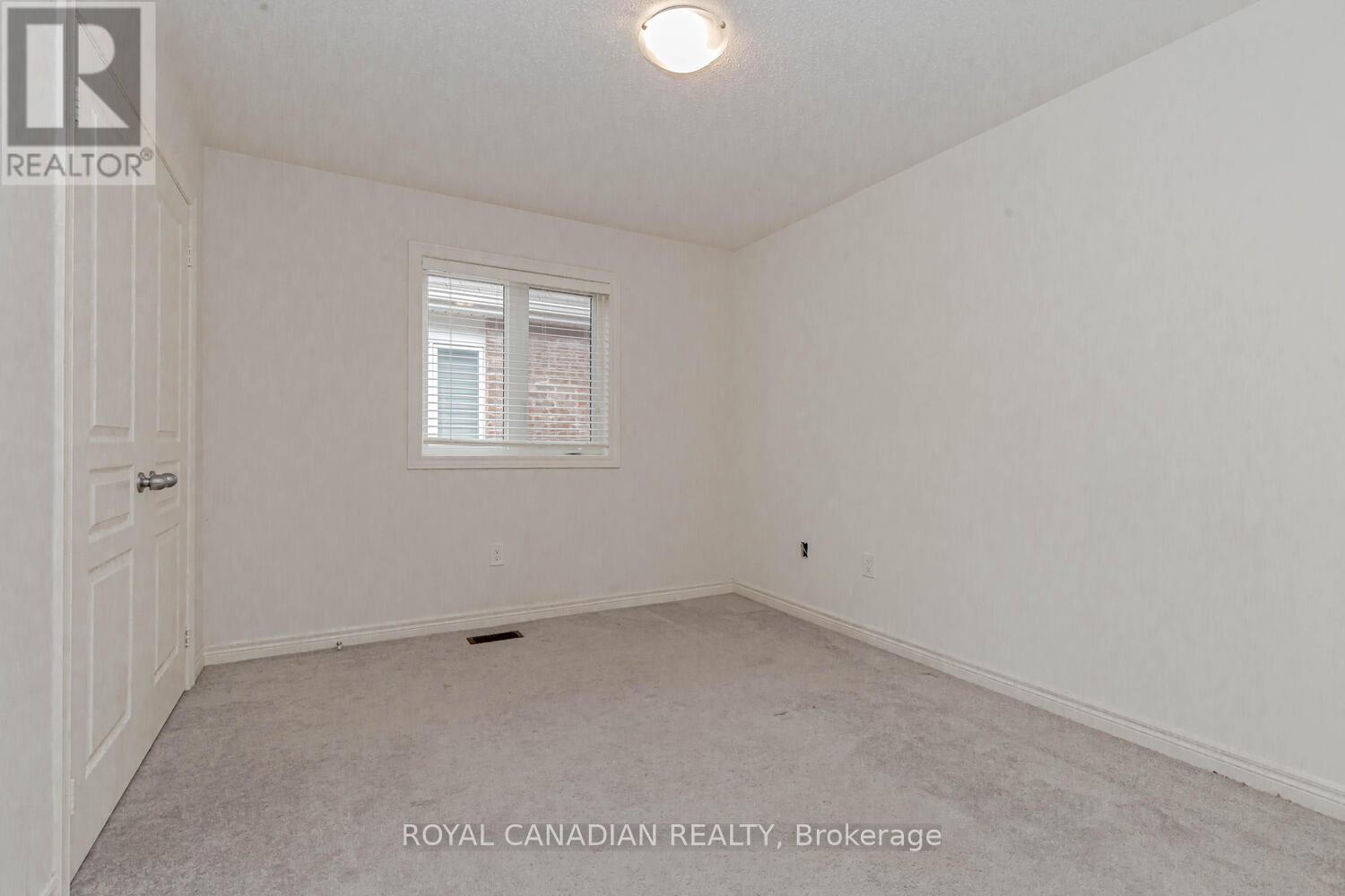 1467 Pratt Heights, Milton, Ontario  L9E 1J3 - Photo 27 - W12447910