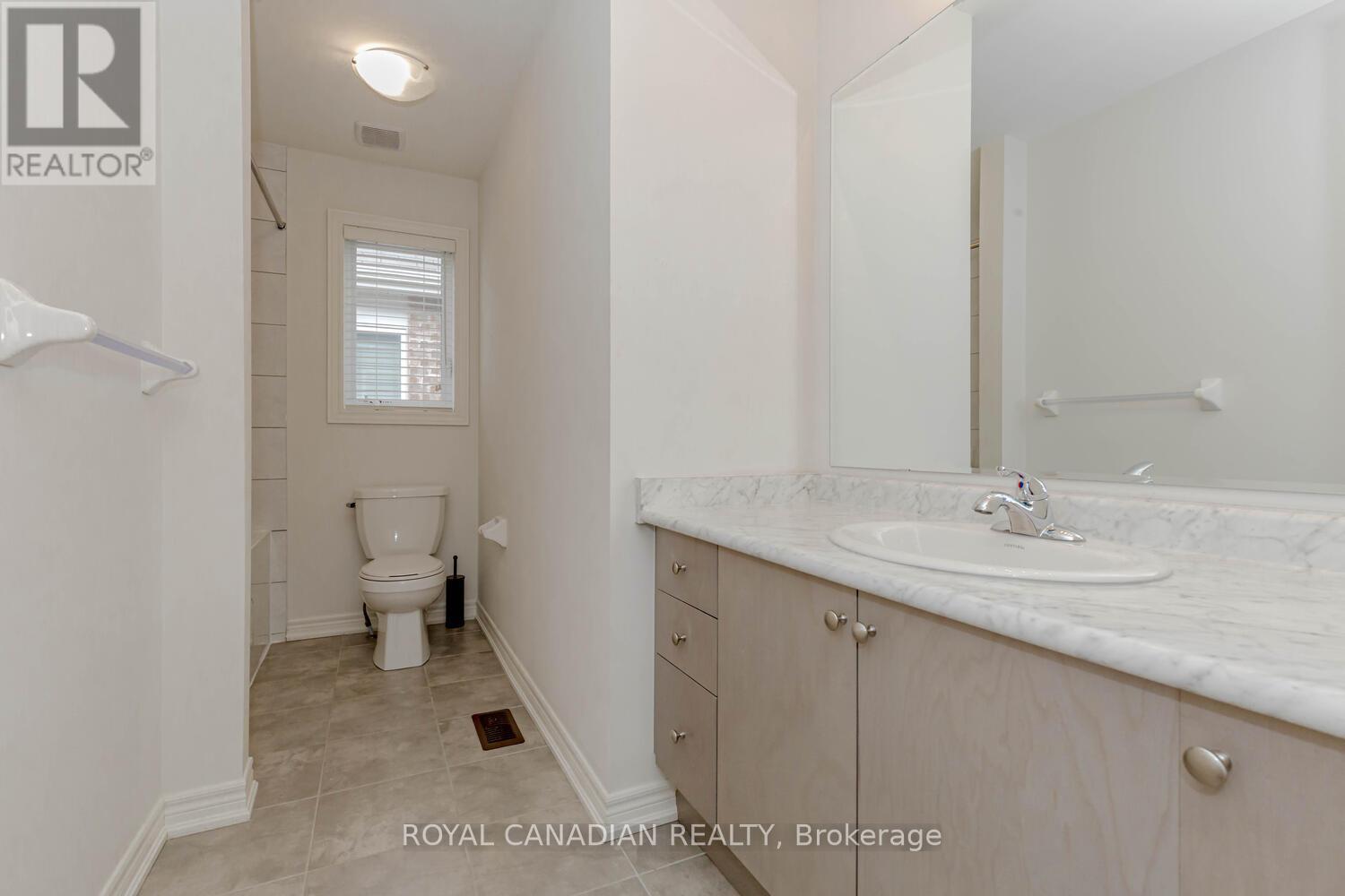 1467 Pratt Heights, Milton, Ontario  L9E 1J3 - Photo 32 - W12447910