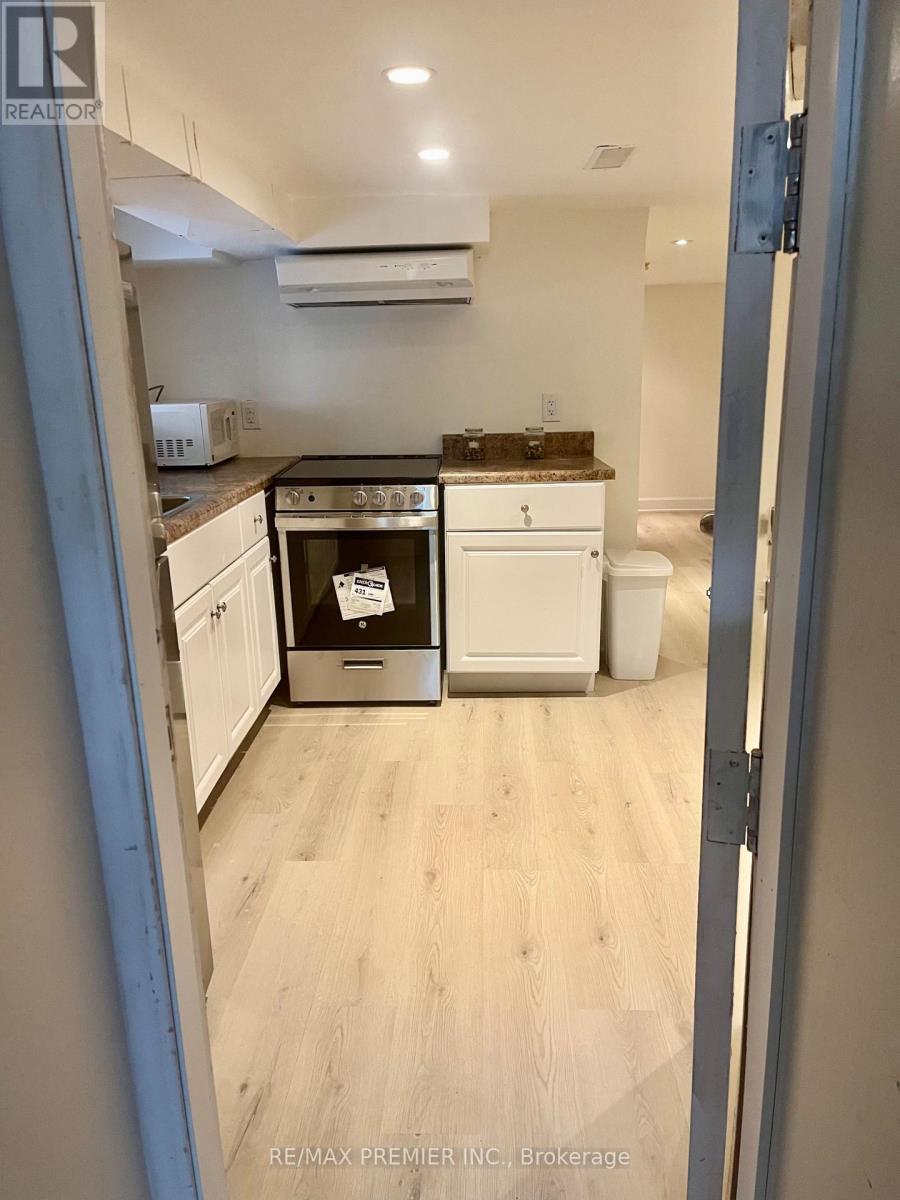 Bsmt - 551 Saint Clarens Avenue, Toronto, Ontario  M6H 3W6 - Photo 3 - W12447917