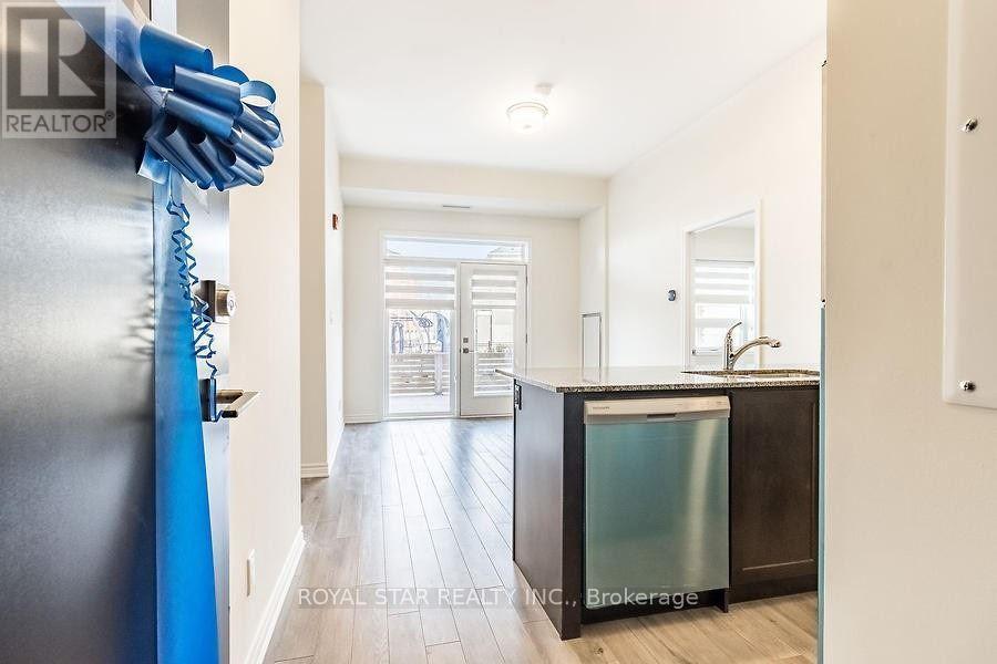 120 - 200 Lagerfeld Drive, Brampton, Ontario  L7A 5G5 - Photo 5 - W12447955