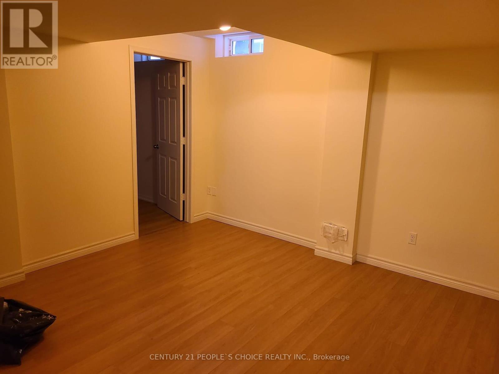(Lower) - 80 Gulfbrook Circle, Brampton, Ontario  L6Z 0G5 - Photo 4 - W12447964