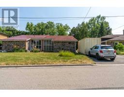 9 DUNHAM CRESCENT, Aurora, Ontario
