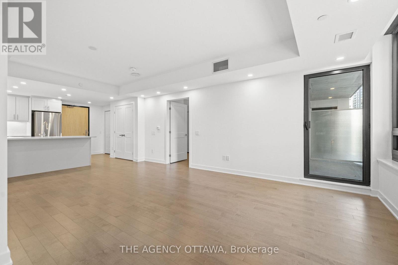305 - 340 Queen Street, Ottawa, Ontario  K1R 0G1 - Photo 14 - X12448046