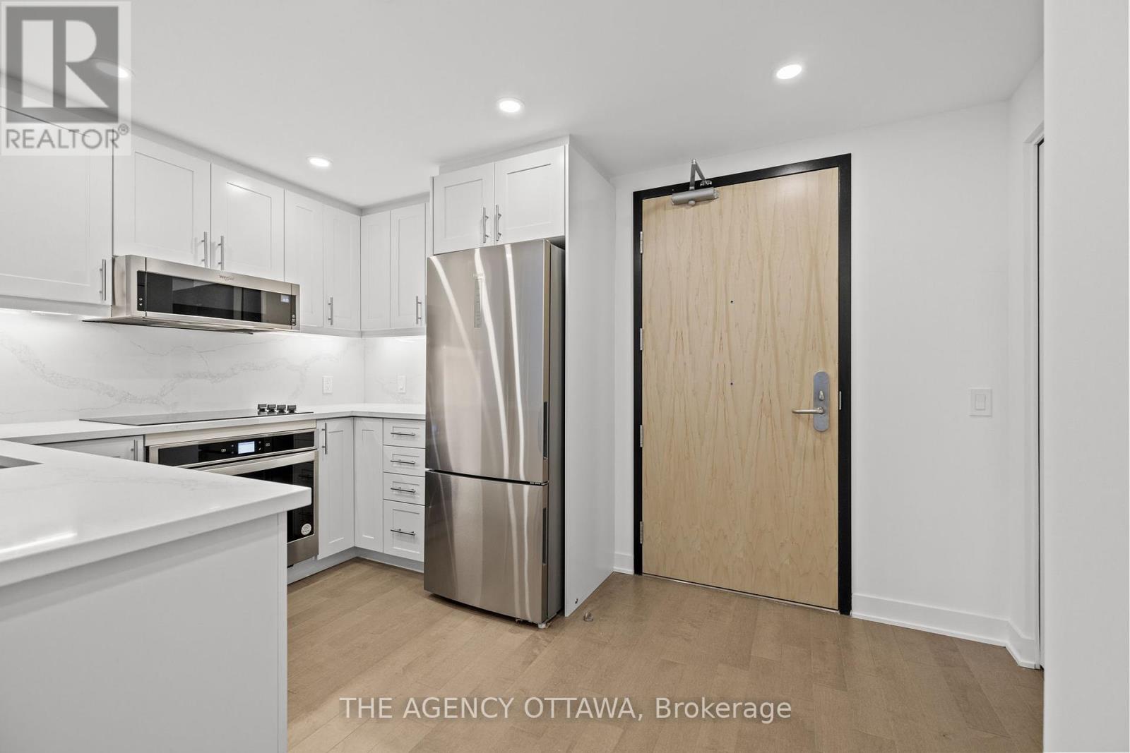 305 - 340 Queen Street, Ottawa, Ontario  K1R 0G1 - Photo 4 - X12448046