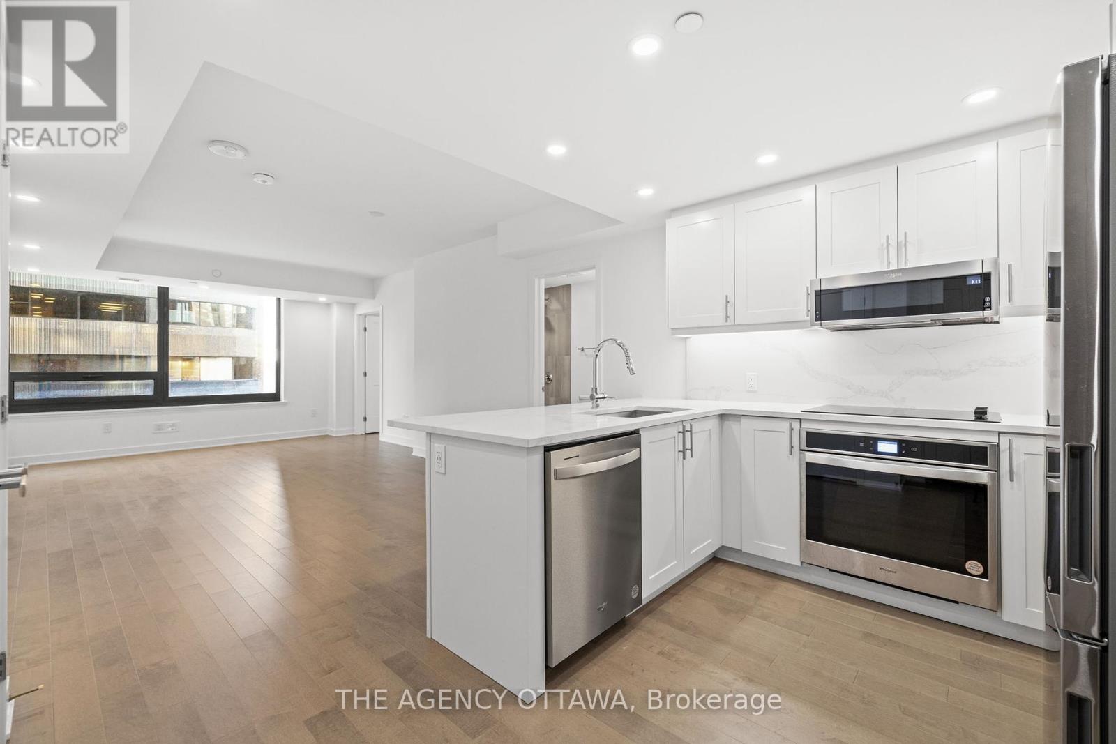 305 - 340 Queen Street, Ottawa, Ontario  K1R 0G1 - Photo 5 - X12448046