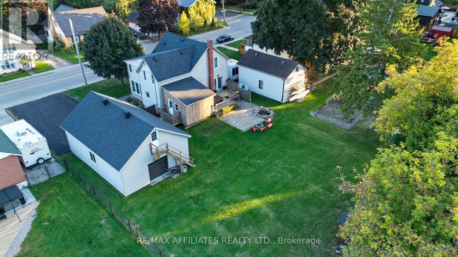 174 Park Street W, Prescott, Ontario  K0E 1T0 - Photo 12 - X12448074