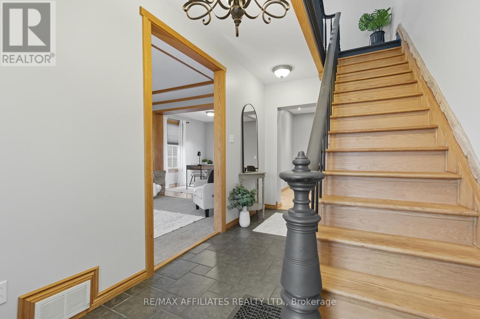 174 Park Street W, Prescott, Ontario  K0E 1T0 - Photo 18 - X12448074