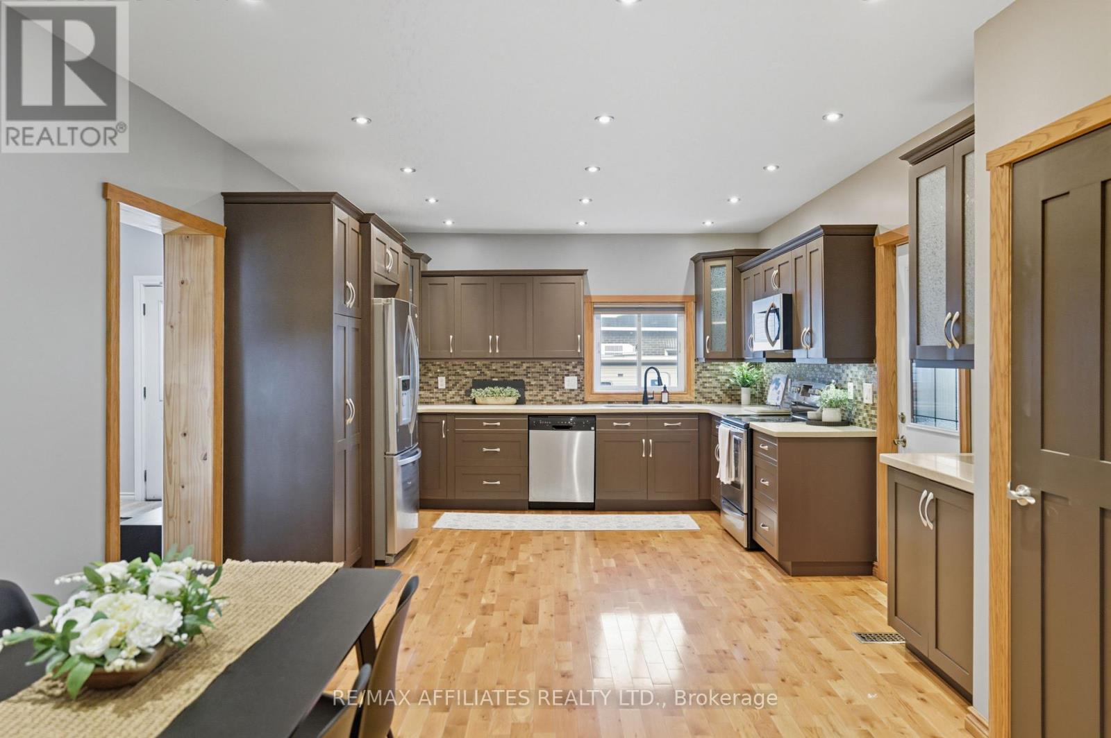 174 Park Street W, Prescott, Ontario  K0E 1T0 - Photo 29 - X12448074