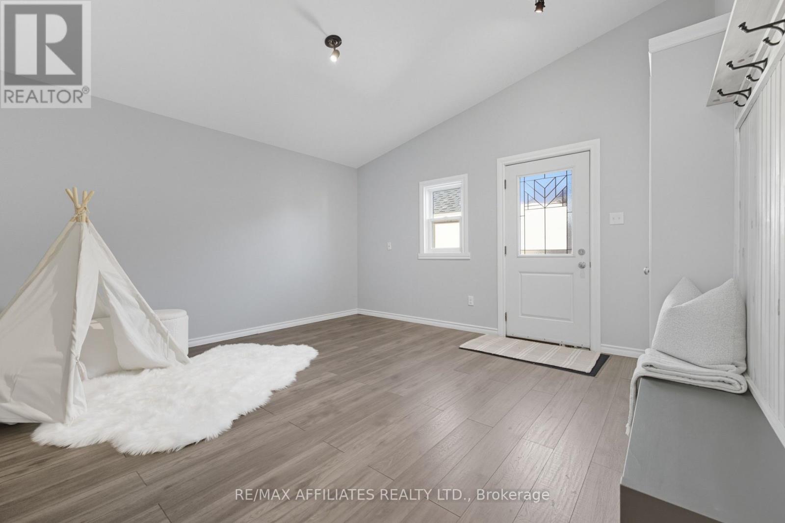 174 Park Street W, Prescott, Ontario  K0E 1T0 - Photo 34 - X12448074