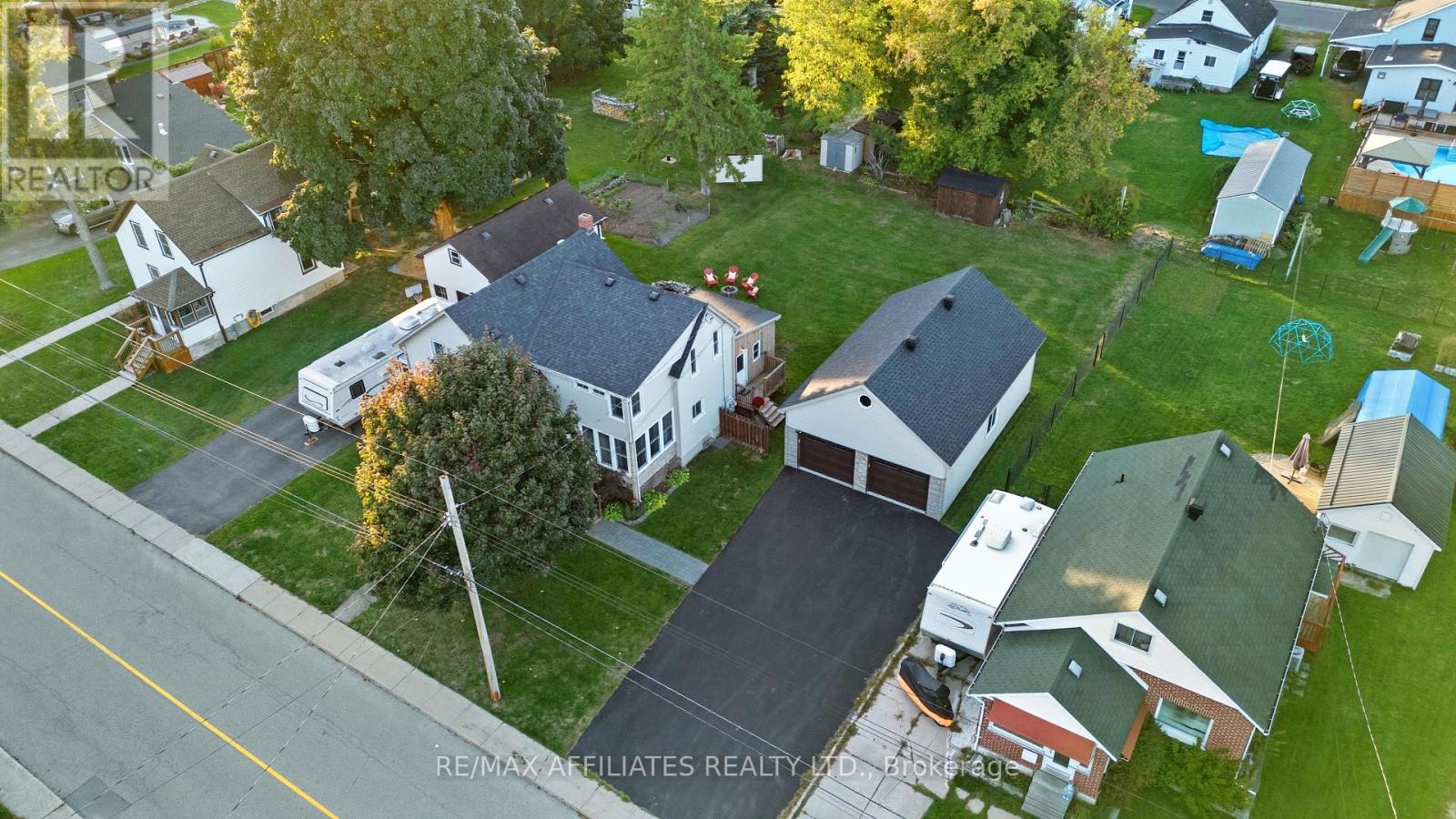174 Park Street W, Prescott, Ontario  K0E 1T0 - Photo 6 - X12448074