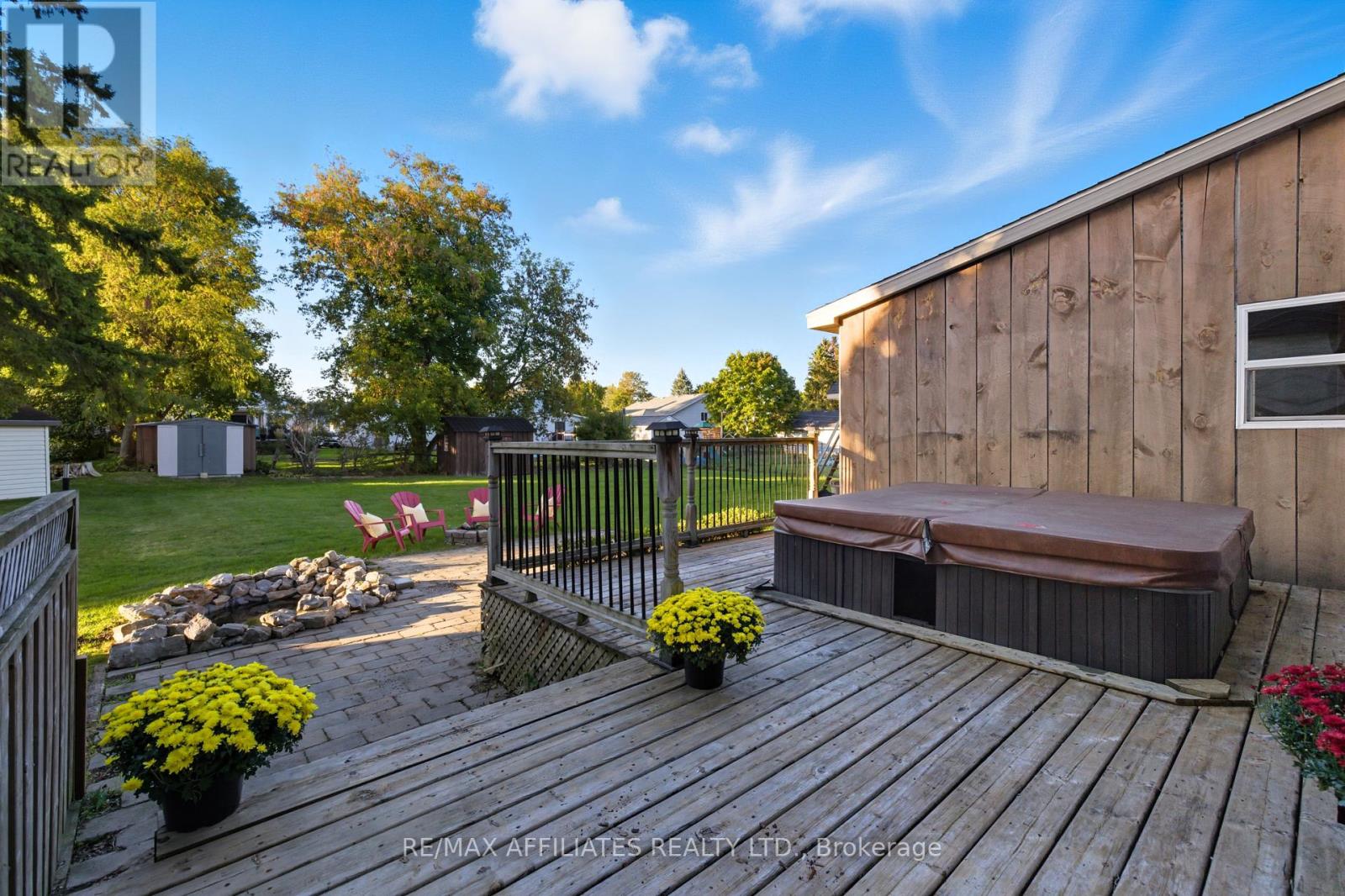 174 Park Street W, Prescott, Ontario  K0E 1T0 - Photo 9 - X12448074