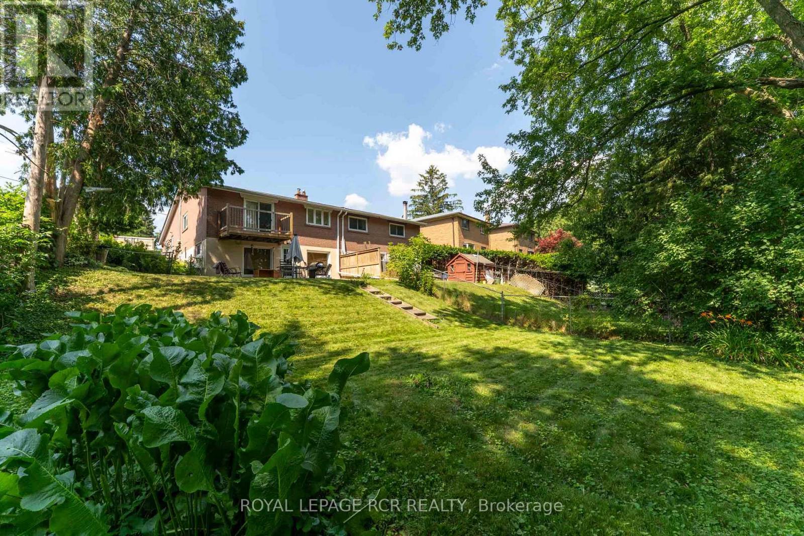 9 Dunham Crescent, Aurora, Ontario  L4G 2V3 - Photo 4 - N12421987