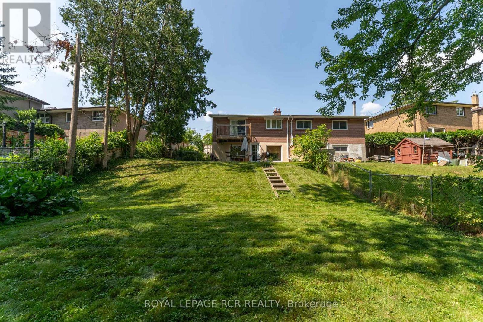 9 Dunham Crescent, Aurora, Ontario  L4G 2V3 - Photo 5 - N12421987