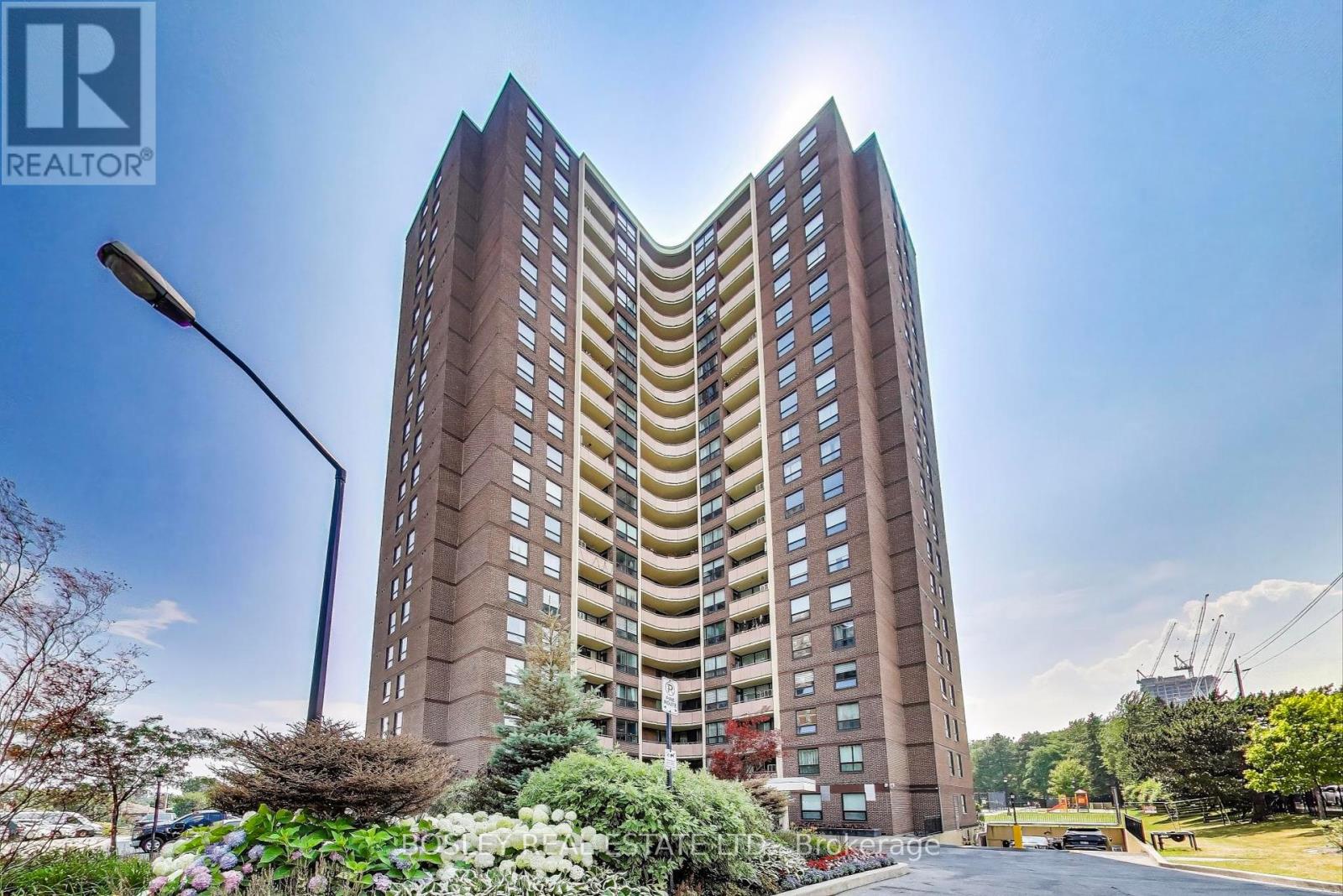 1409 - 61 RICHVIEW ROAD, Toronto, Ontario