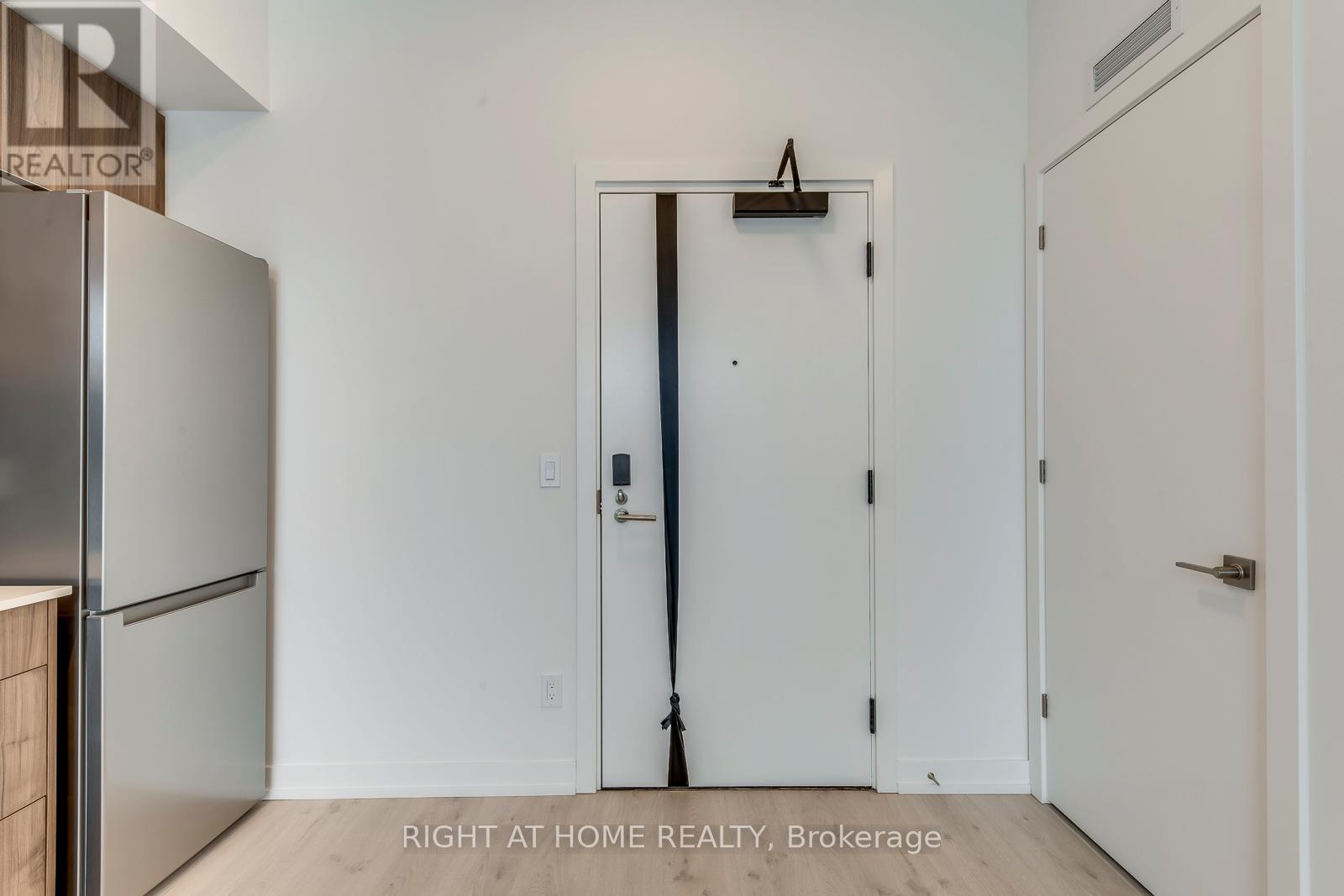136 - 2501 Saw Whet Boulevard, Oakville (Ga Glen Abbey), Ontario  L6M 5N2 - Photo 8 - W12383573